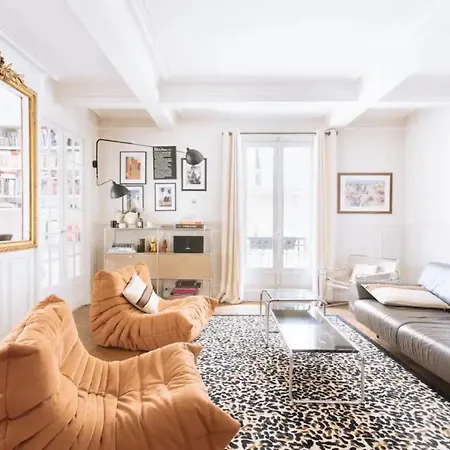 Charming 3bd Apart In The Heart Of