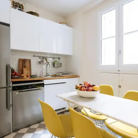 Charming 3bd Apart In The Heart Of Paris