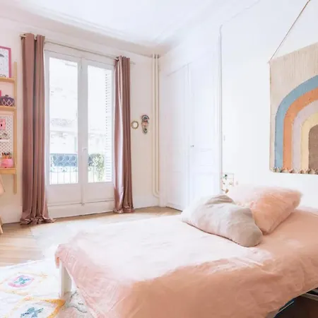 Charming 3bd Apart In The Heart Of