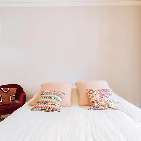 Charming 3bd Apart In The Heart Of *